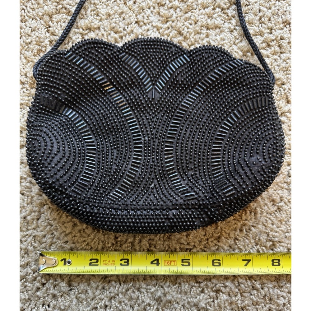 Scallop Edge Top Vintage Black Beaded Handbag Long Purse Zipper Small Evening